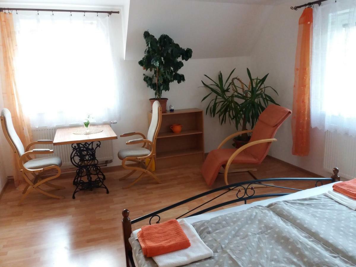 Apartmany F-M Фридек-Мистек Экстерьер фото